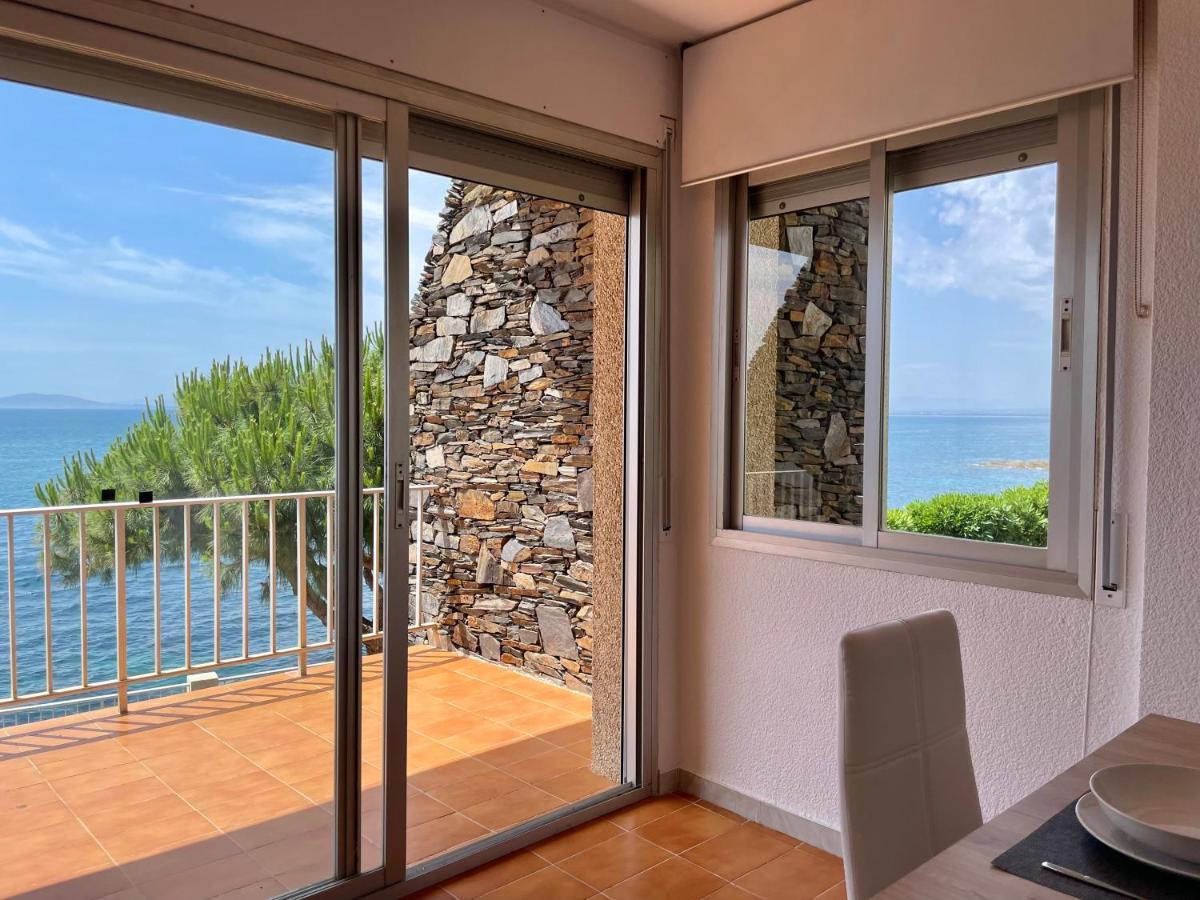 Luminoso Apartamento Frente Al Mar Con Piscina Roses Eksteriør bilde