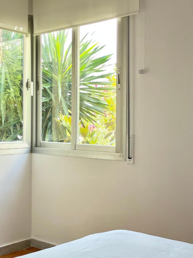 Luminoso Apartamento Frente Al Mar Con Piscina Roses Eksteriør bilde