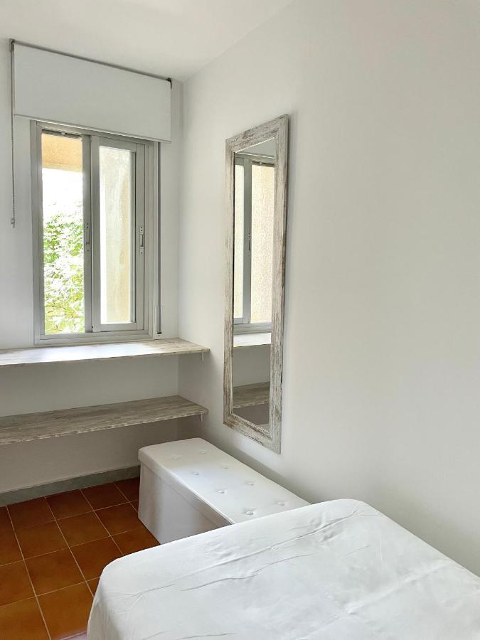 Luminoso Apartamento Frente Al Mar Con Piscina Roses Eksteriør bilde