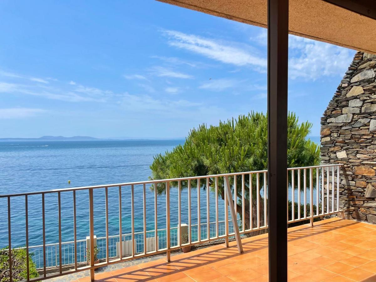 Luminoso Apartamento Frente Al Mar Con Piscina Roses Eksteriør bilde